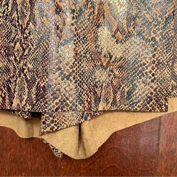 Zara Faux Python Leather Skort, Snakeskin Print in Brown and Bronze, Size Small - Picture 9 of 12